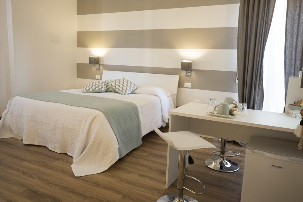 Suite Simonetta Sarzana Εξωτερικό φωτογραφία